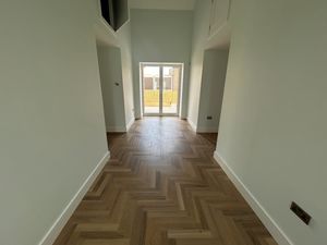 Photo 29- click for photo gallery